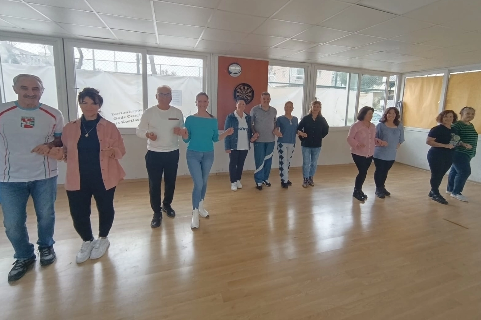 İzmir'de Bostanlıspor Halk Oyunları 'İkinci bahar'ını yaşayanları bekliyor