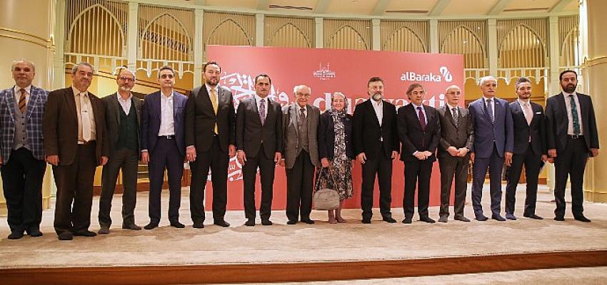 Albaraka Türk “Dua Vakti” Hat Koleksiyonu Sergisi açıldı!