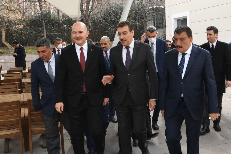 Başkan Gürkan, muhtarlarla birlikte Bakan Soylu ile Ankara’da bir araya geldi