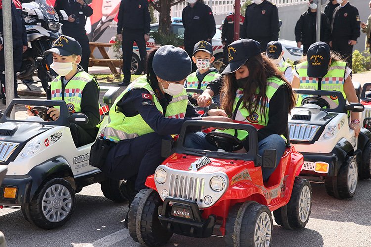 Samsun’da Jandarma’dan 4-12 yaşa trafik eğitimi